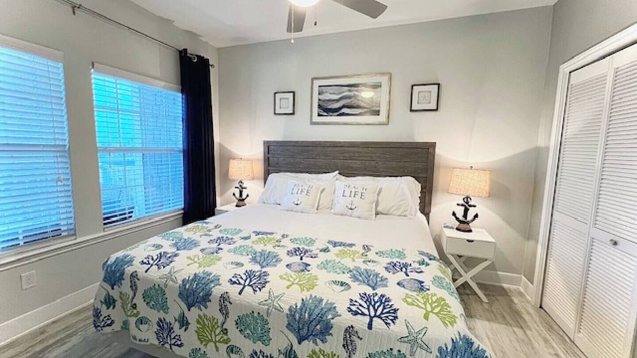 Photo of Bedroom in Corpus Christi