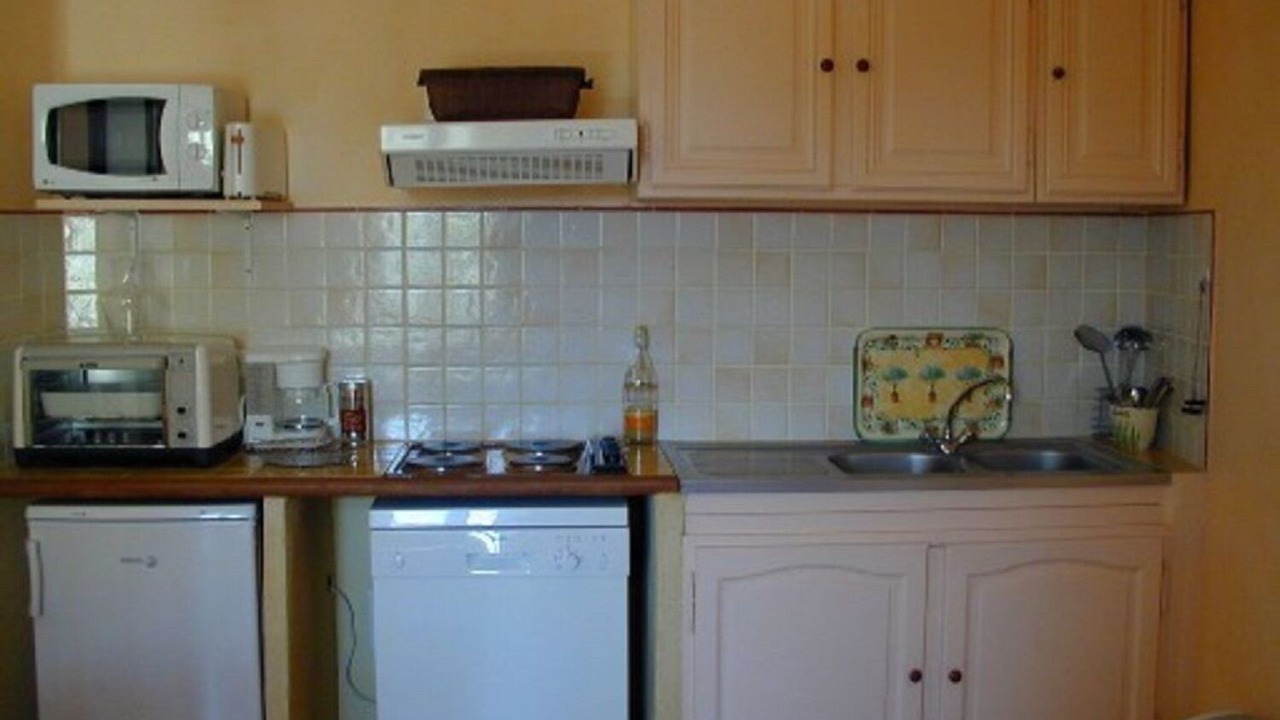 Photo of Kitchen in Montaren-et-Saint-Mediers