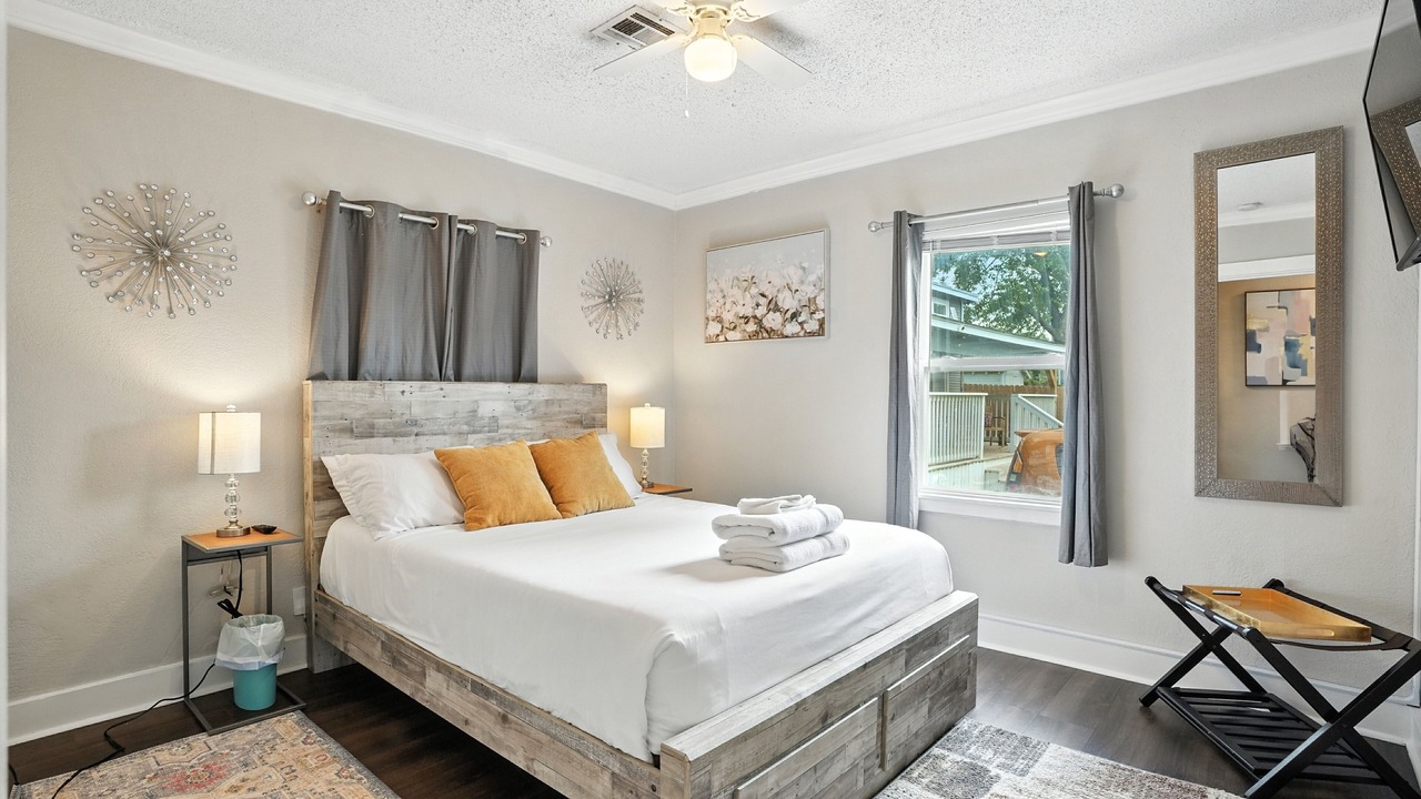 Photo of Bedroom in Tulsa