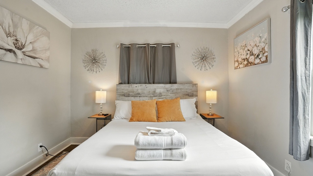 Photo of Bedroom in Tulsa