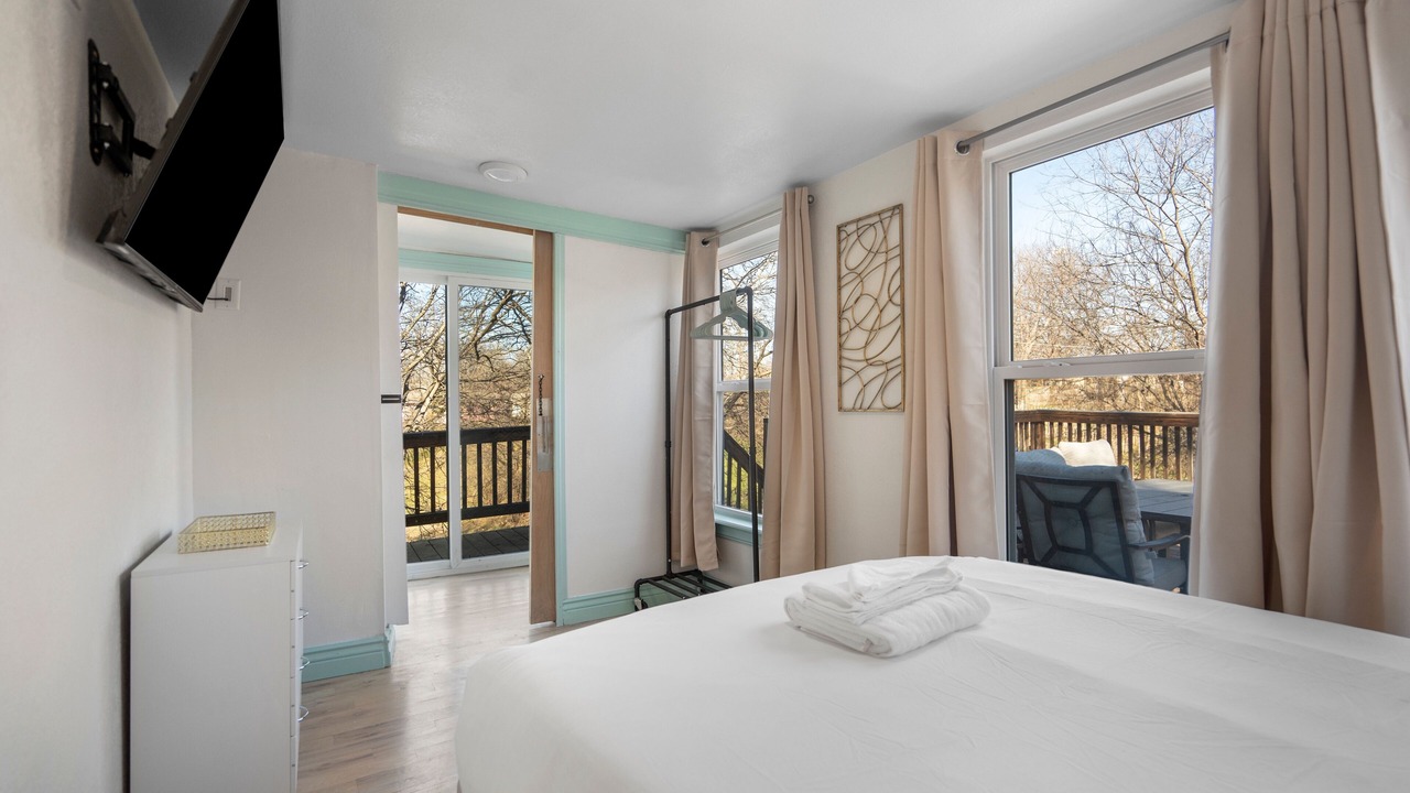 Photo of Bedroom in Tulsa