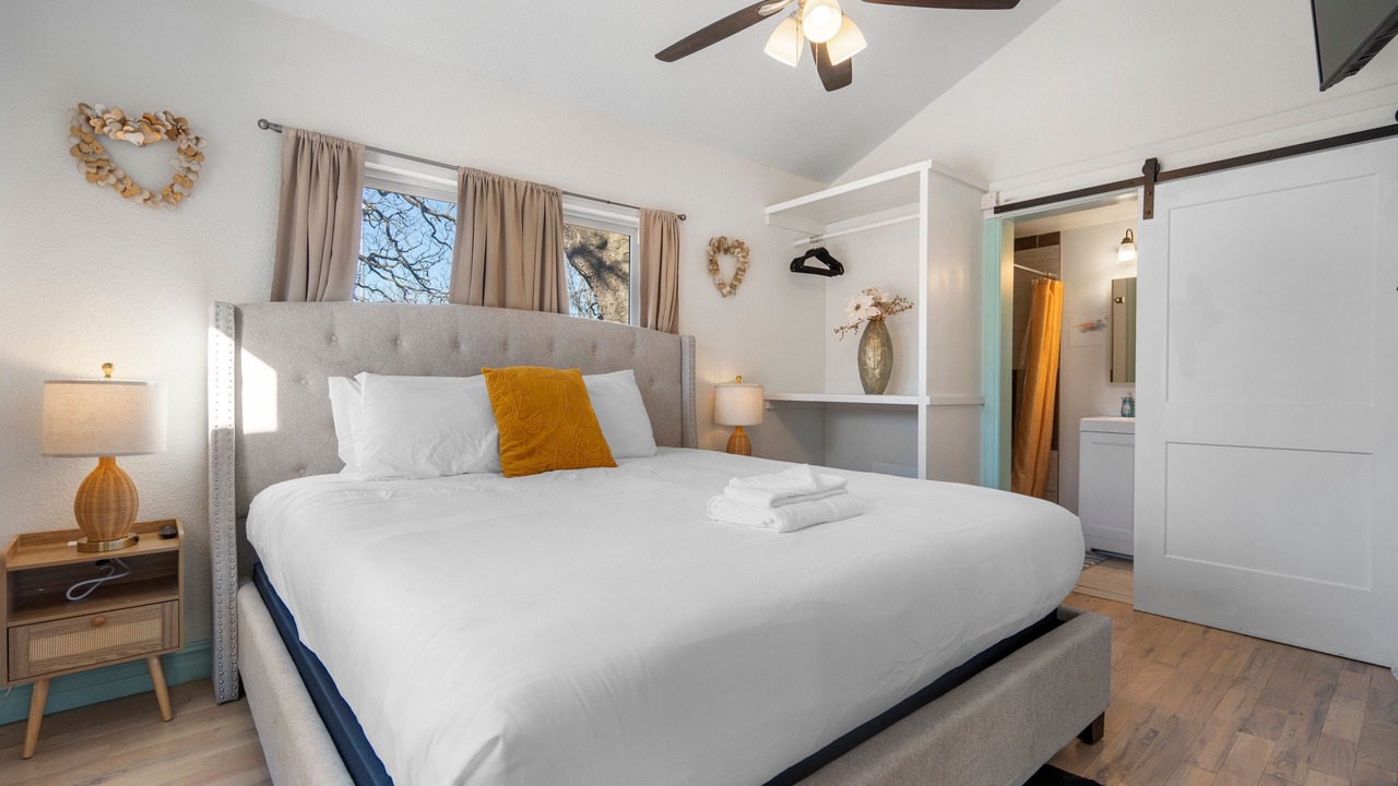 Photo of Bedroom in Tulsa