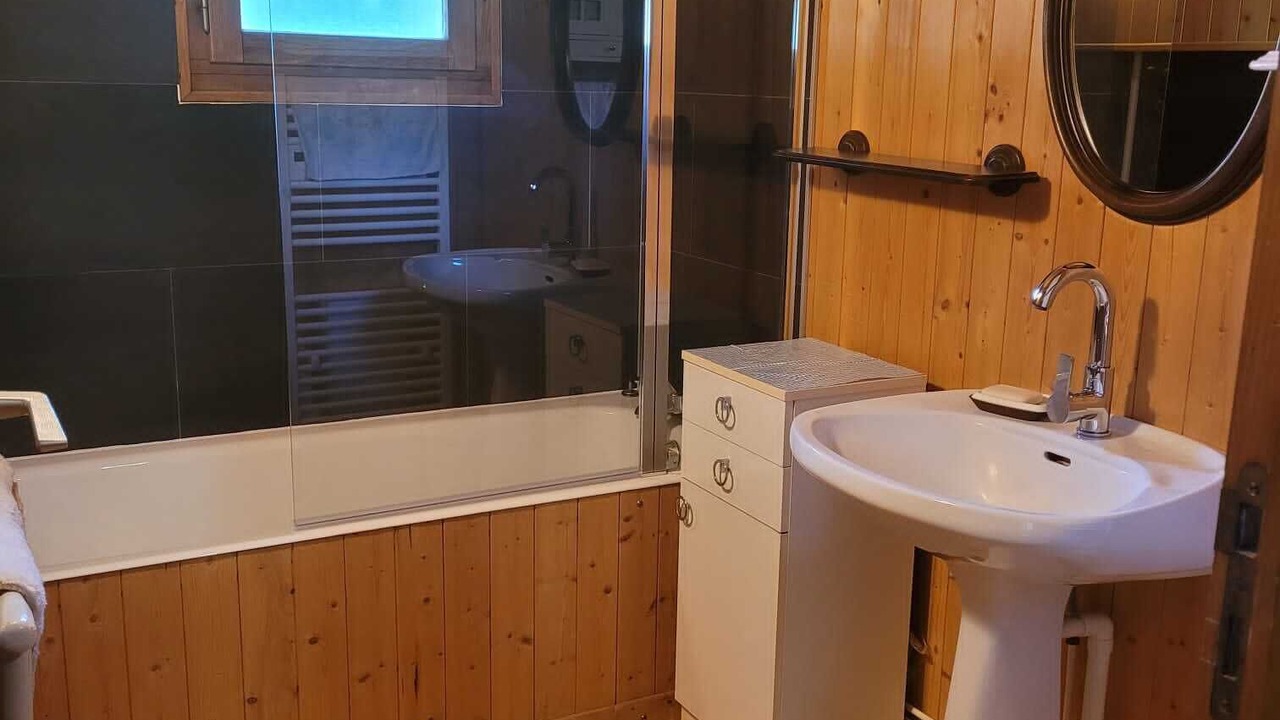 Photo of Bathroom in Saint-Pierre-de-Chartreuse