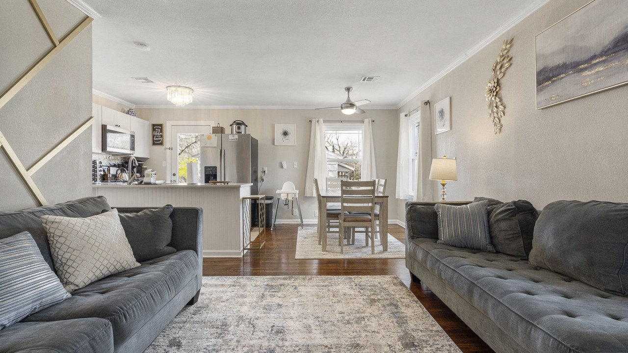 Photo of Livingroom in Turner Park