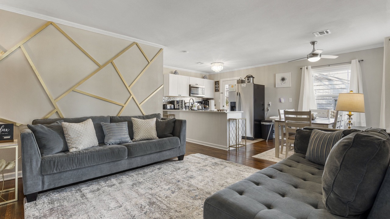 Photo of Livingroom in Turner Park