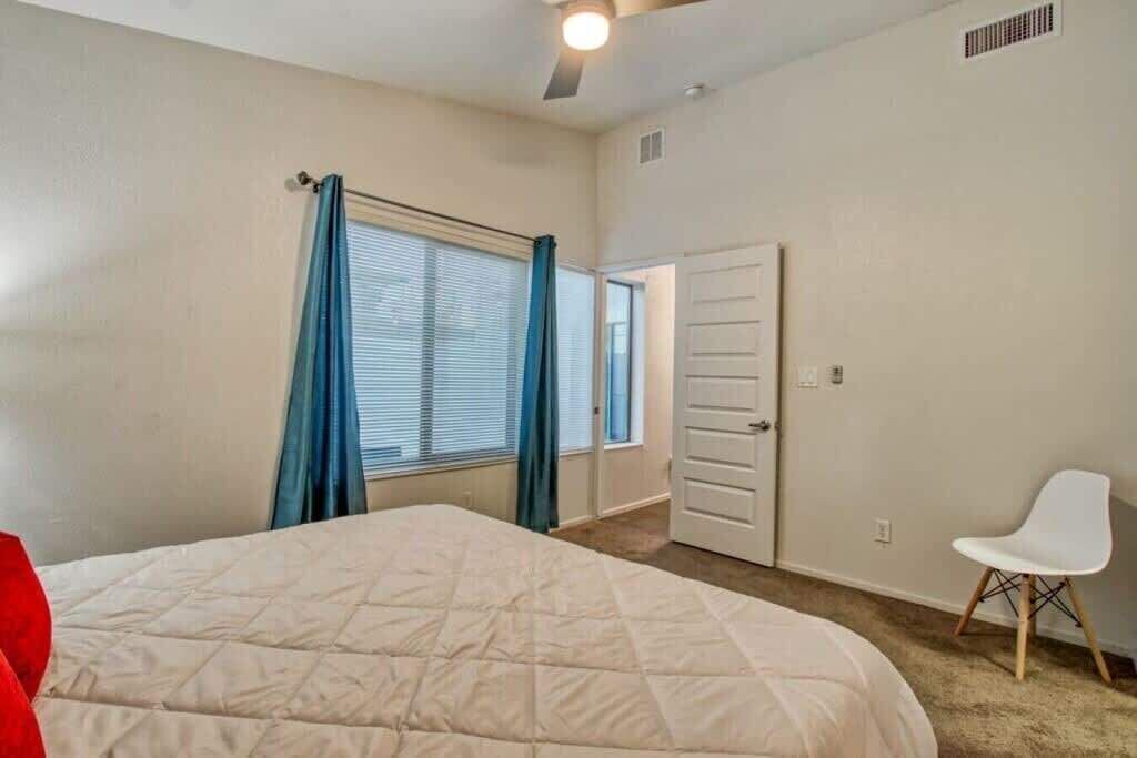 Photo of Bedroom in Biggs Field