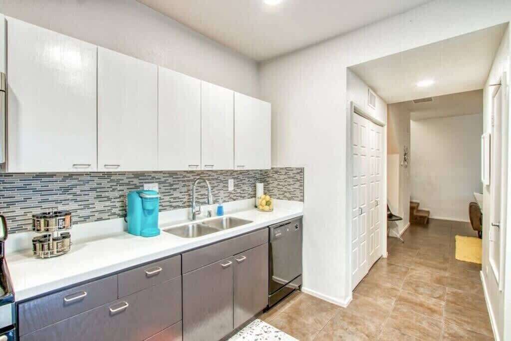 Photo of Kitchen in Biggs Field