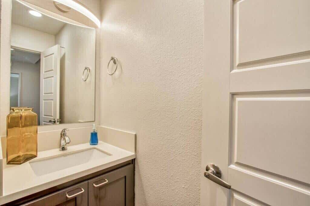 Photo of Bathroom in Biggs Field