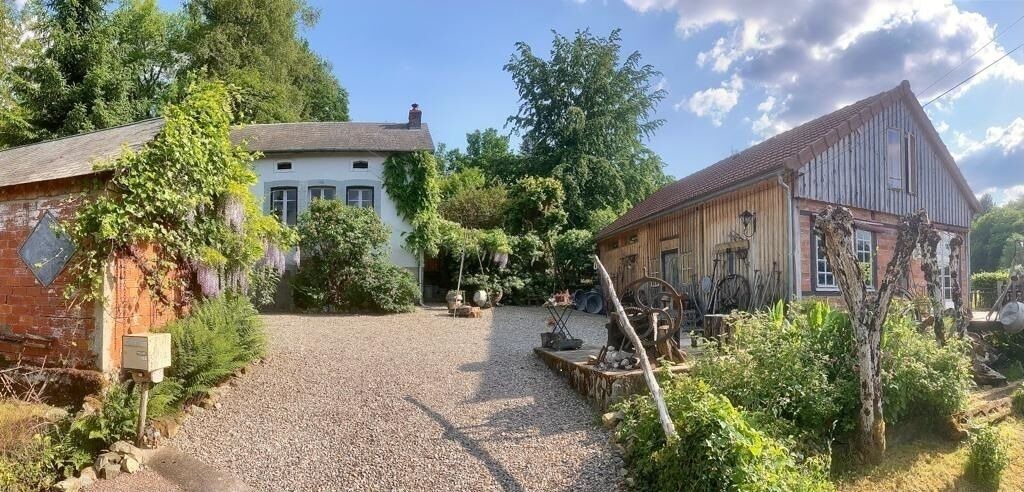 Photo of Outdoor in Arleuf