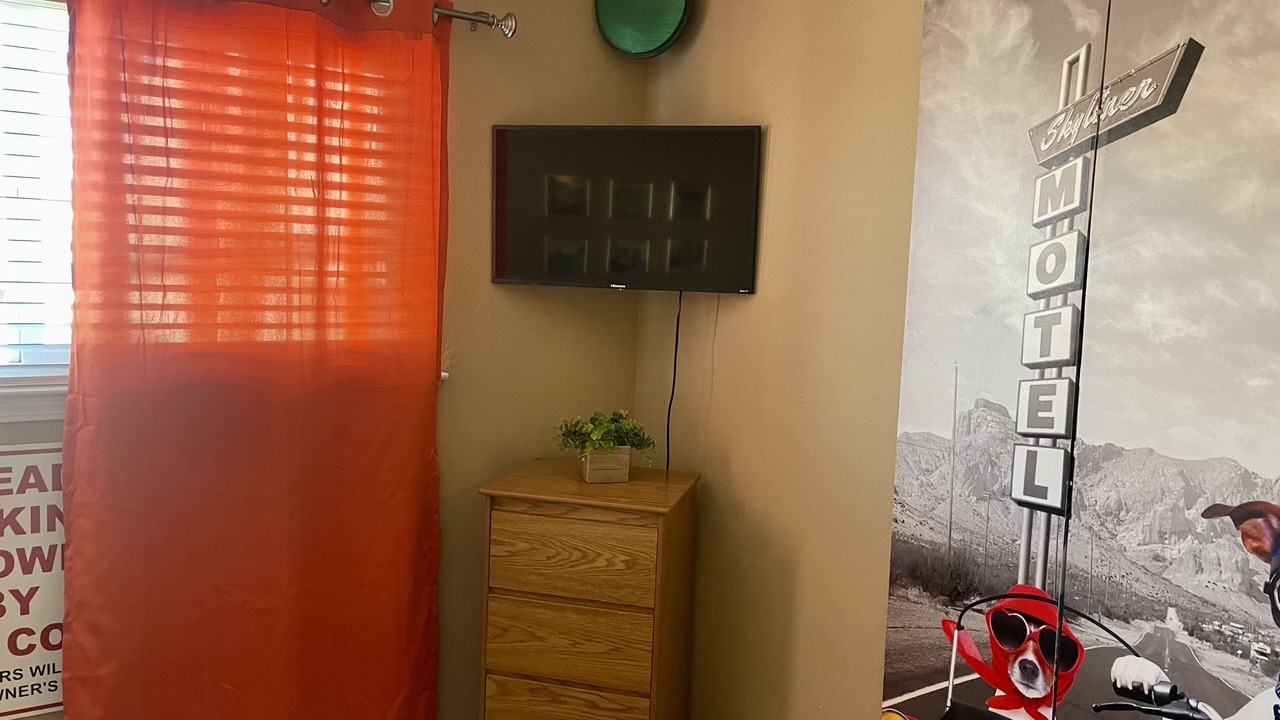 Photo of Bedroom in Northeast Heights