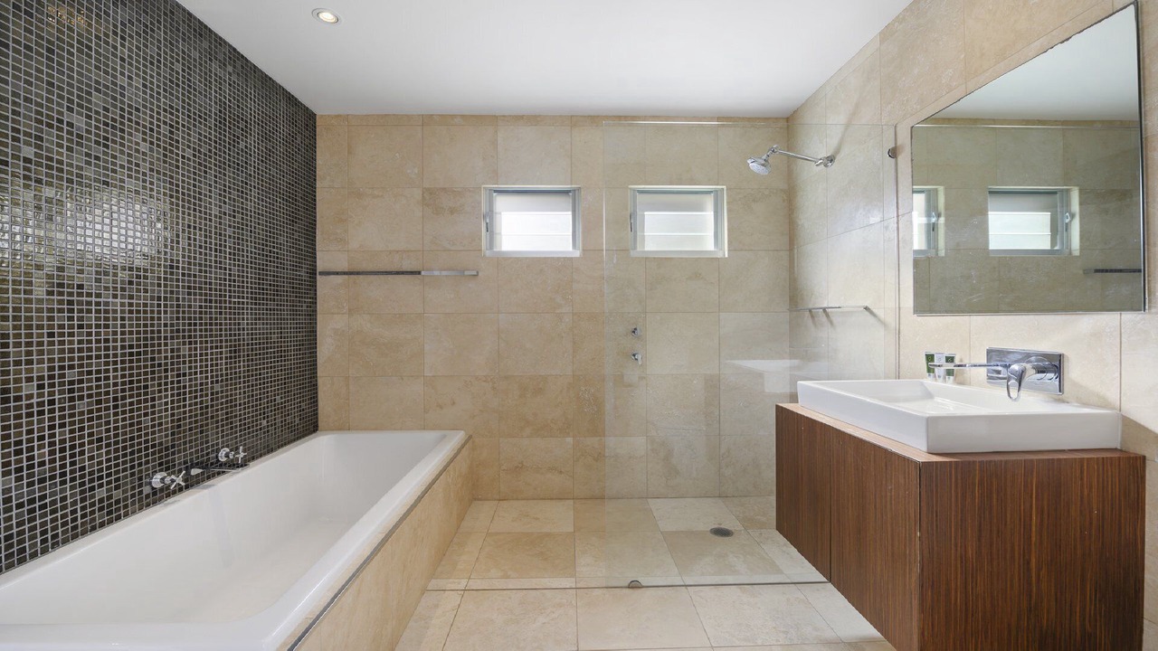 Photo of Bathroom in Sapphire Beach