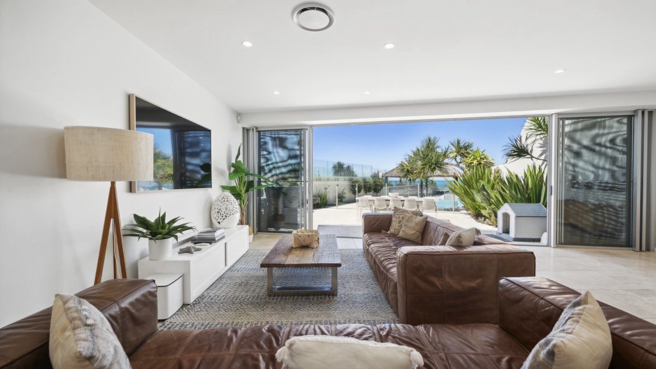 Photo of Livingroom in Sapphire Beach