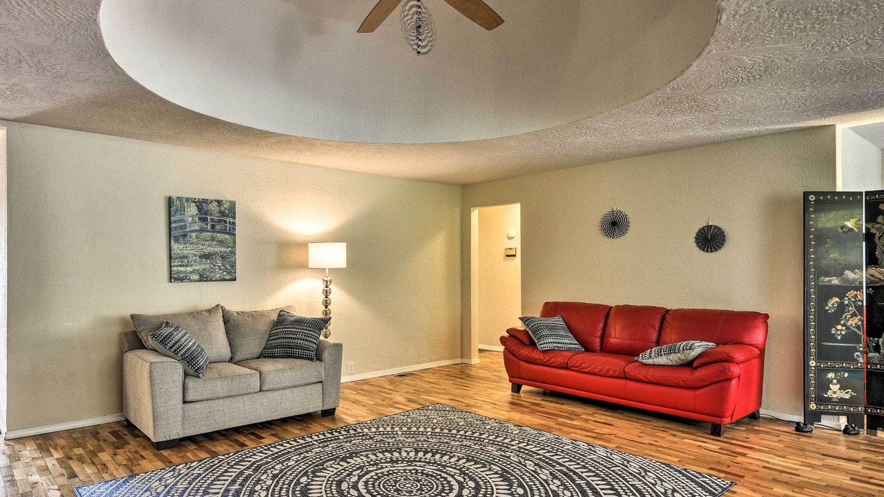 Photo of Livingroom in Kelso