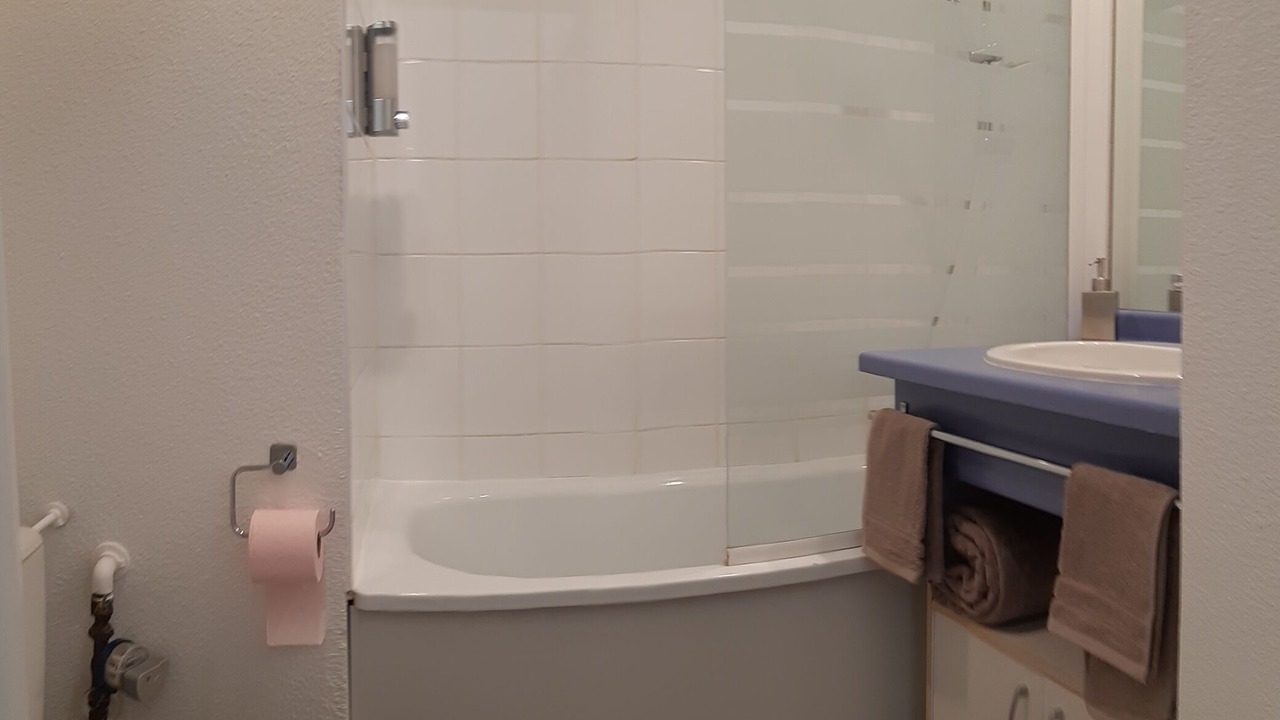 Photo of Bathroom in Lyon City Centre