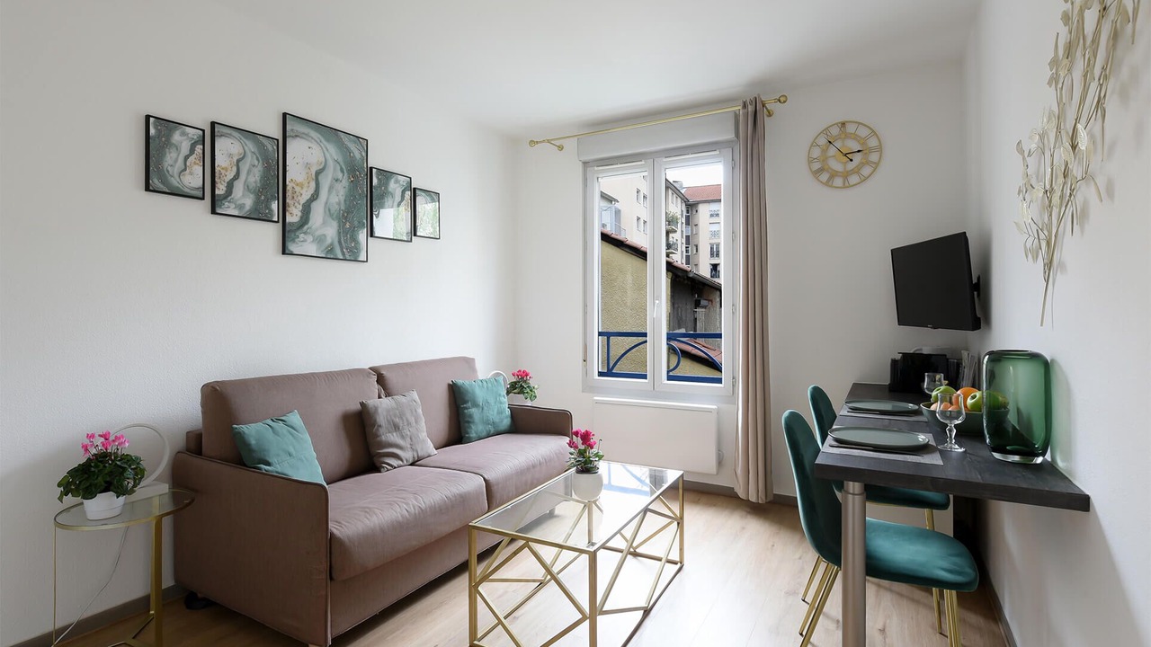 Photo of Livingroom in Lyon City Centre