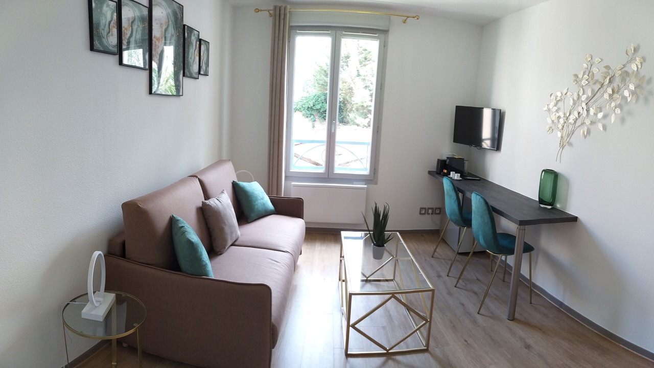 Photo of Livingroom in Lyon City Centre
