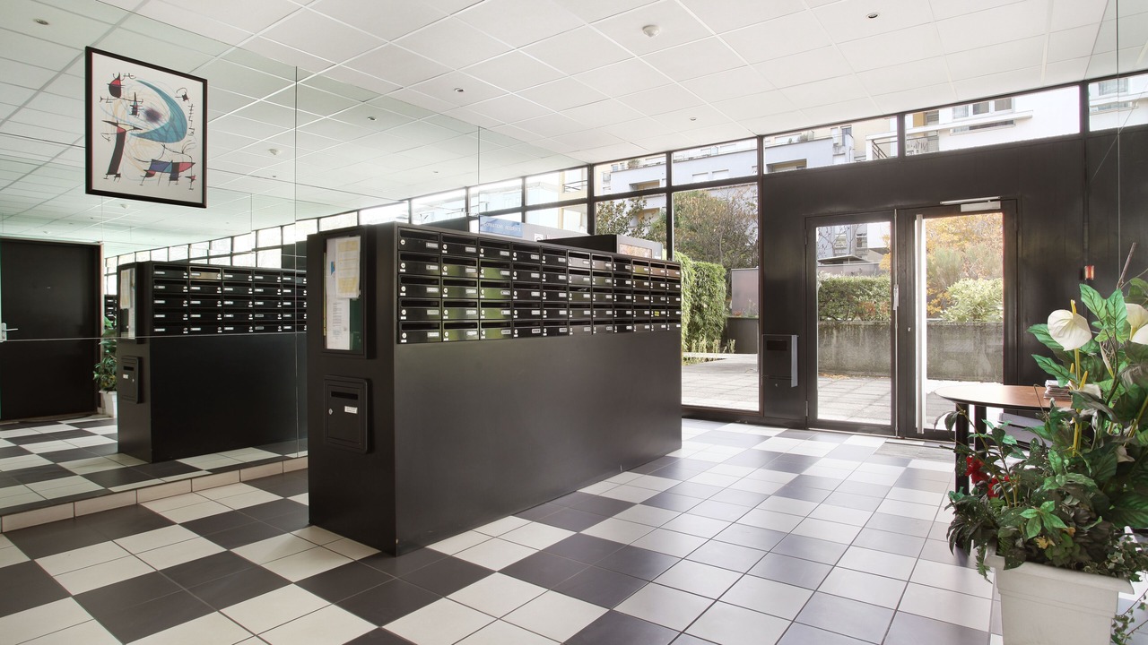 Photo of Others in Quartier Capuche-Allies