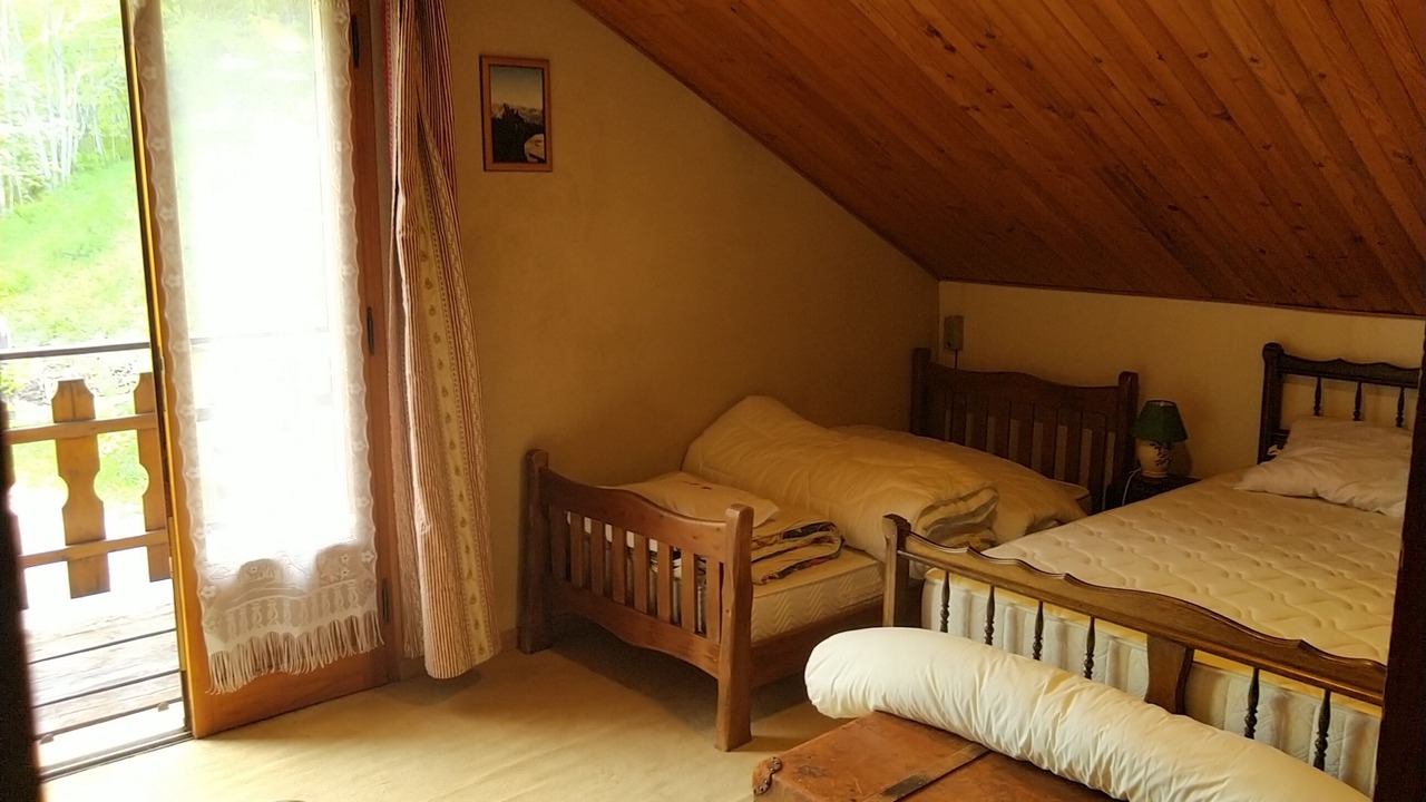 Photo of Bedroom in Allos