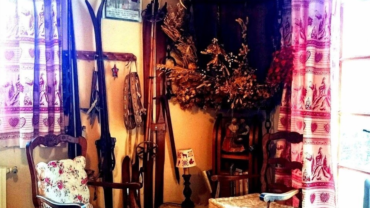 Photo of Others in Allos