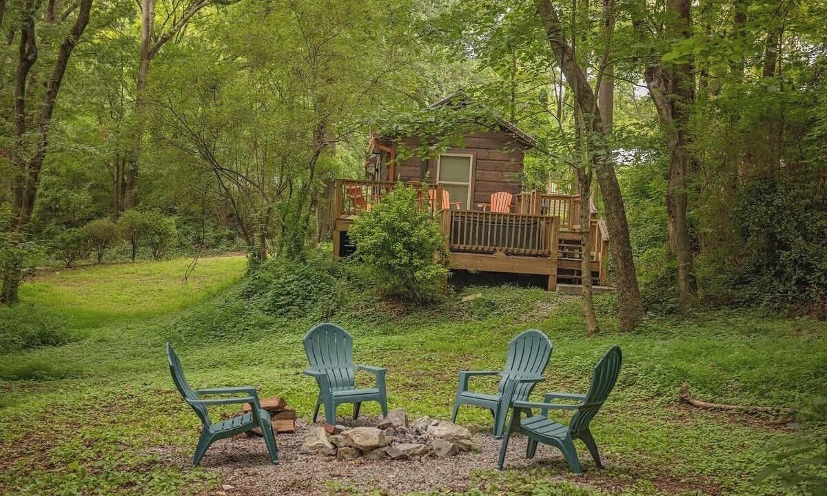 Photo of Outdoor in Lookout Valley Neighborhood Association