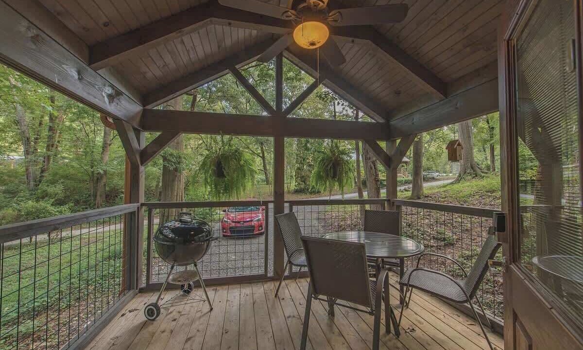 Photo of Outdoor in Lookout Valley Neighborhood Association