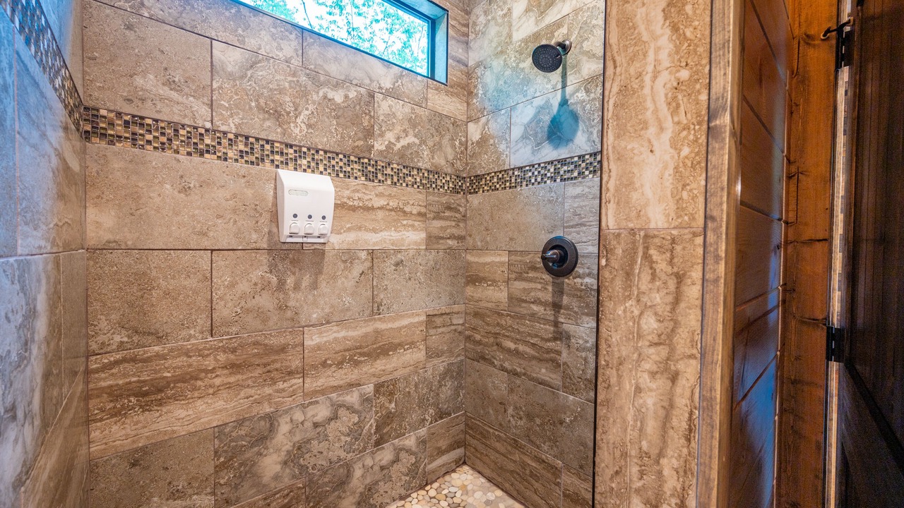 Photo of Bathroom in Broken Bow