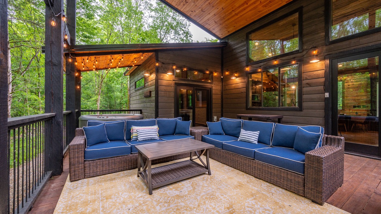 Photo of Patio Balcony in Broken Bow