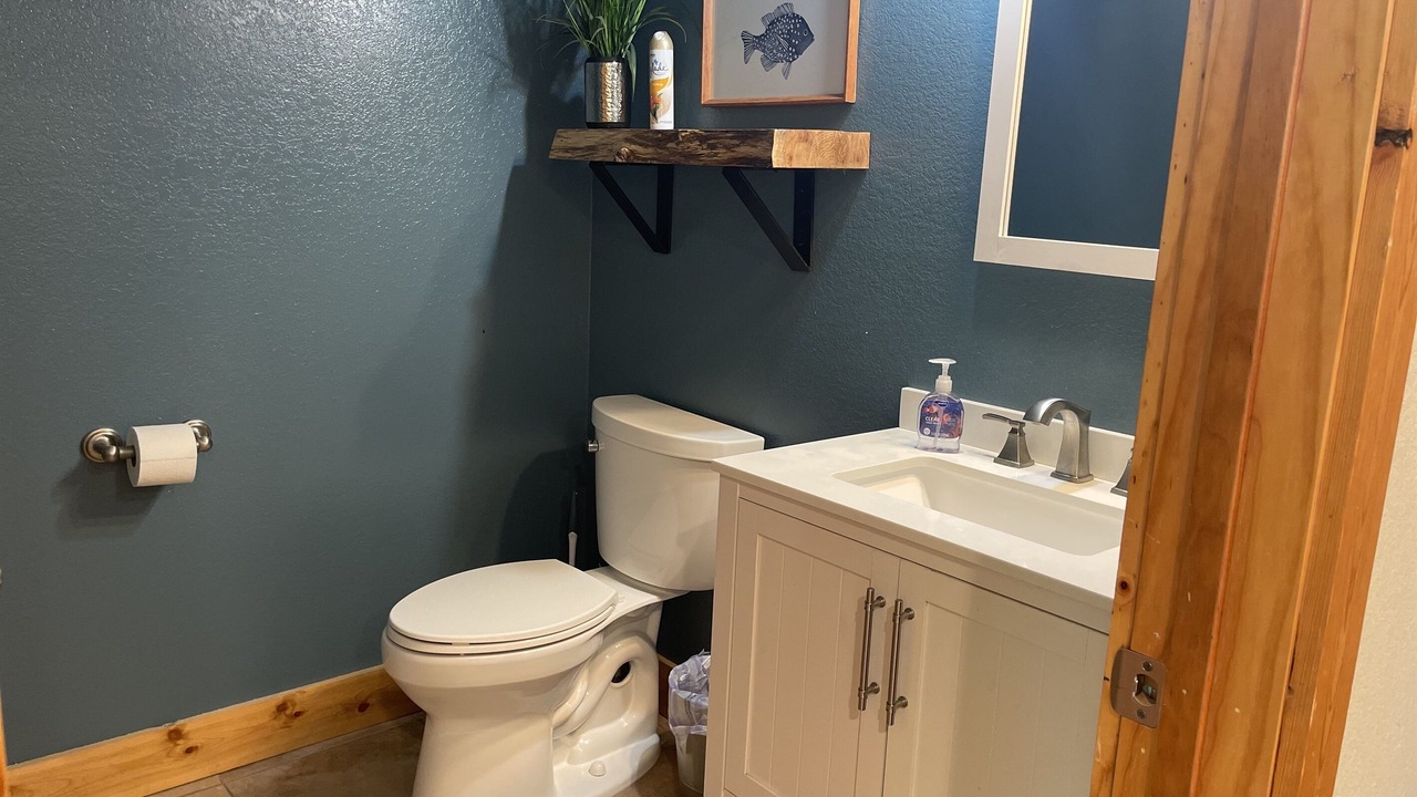 Photo of Bathroom in Cassville