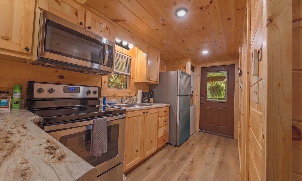 Photo of Kitchen in Lookout Valley Neighborhood Association