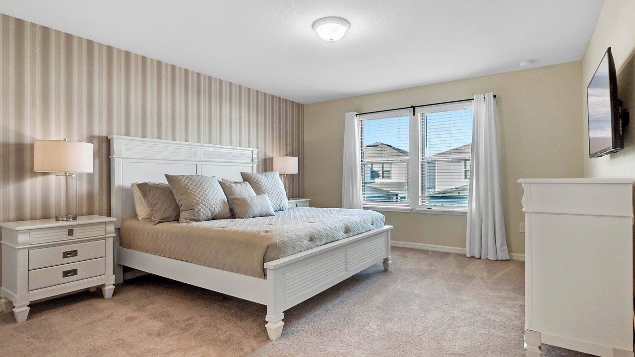 Photo of Bedroom in Bay Lake