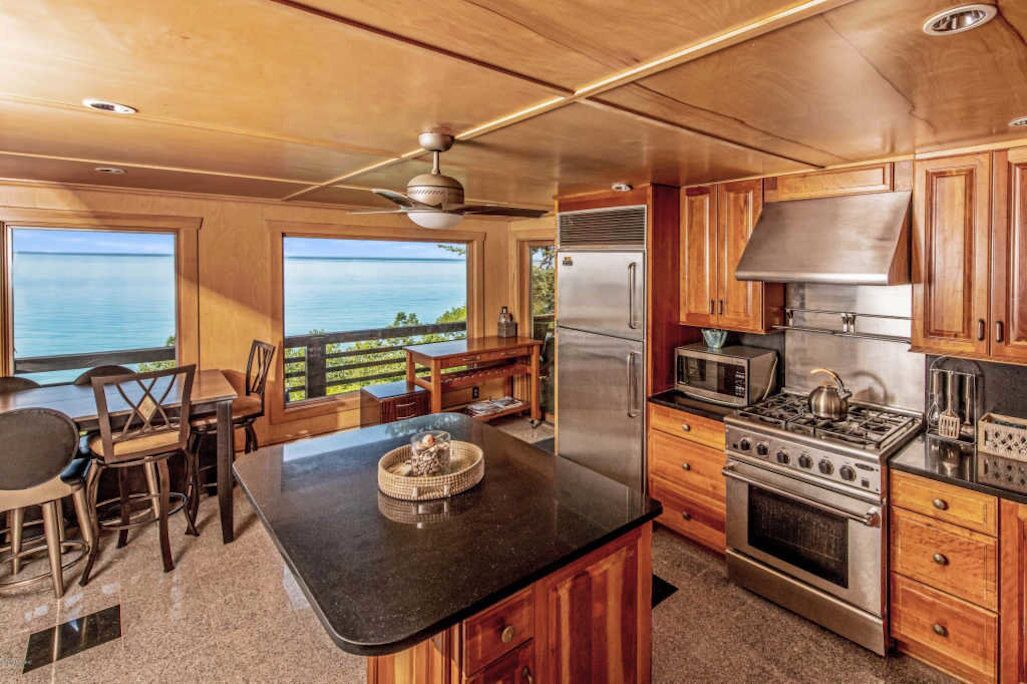 Photo of Kitchen in Norton Shores