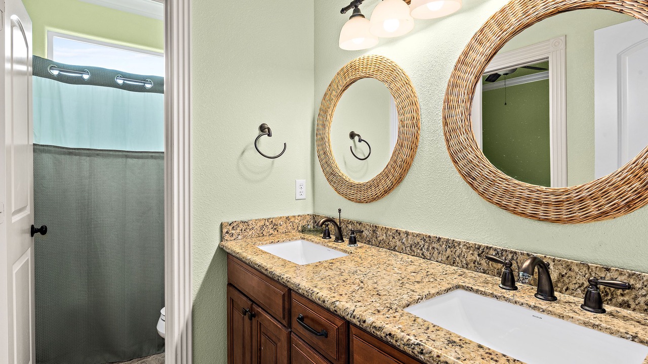 Photo of Bathroom in Surfside Beach