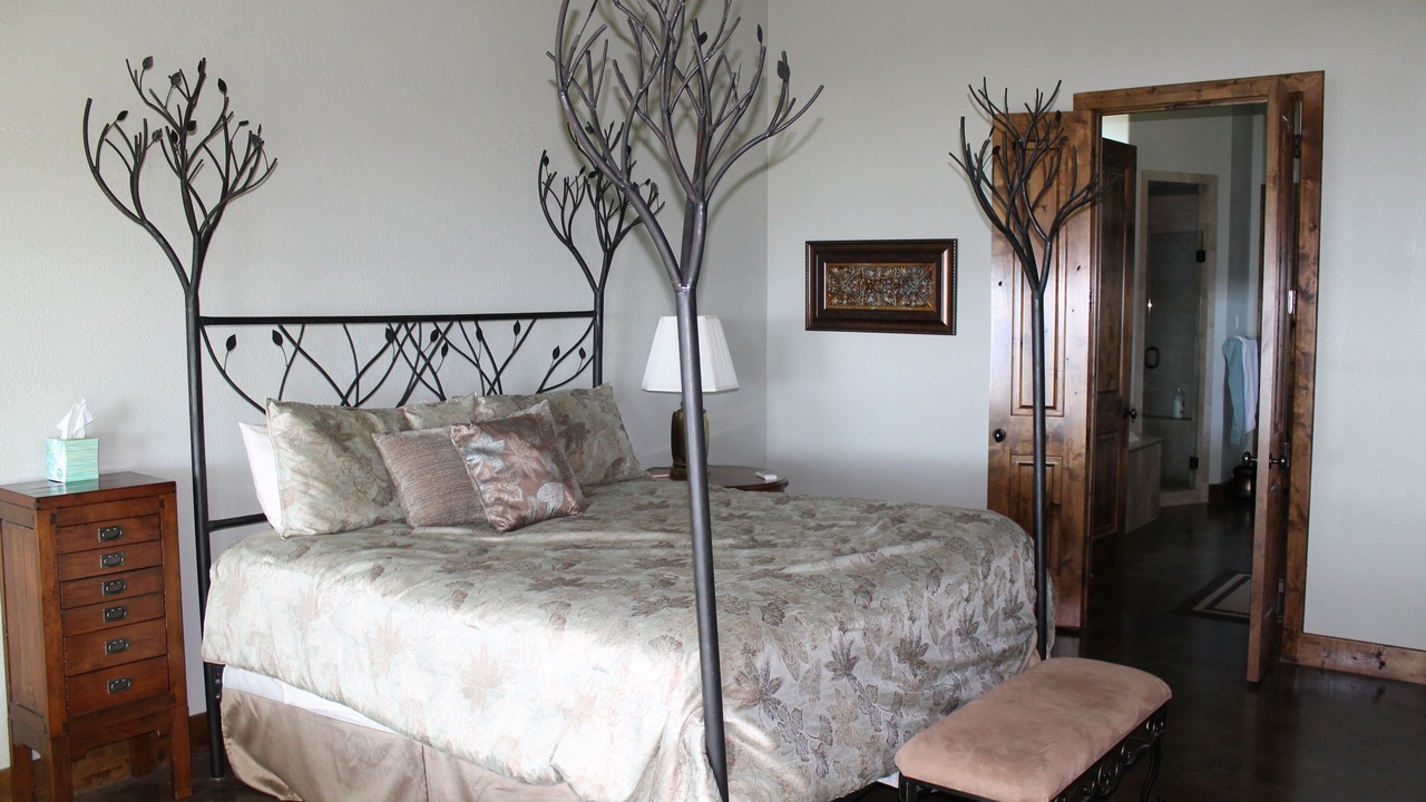 Photo of Bedroom in Enchanted Oaks