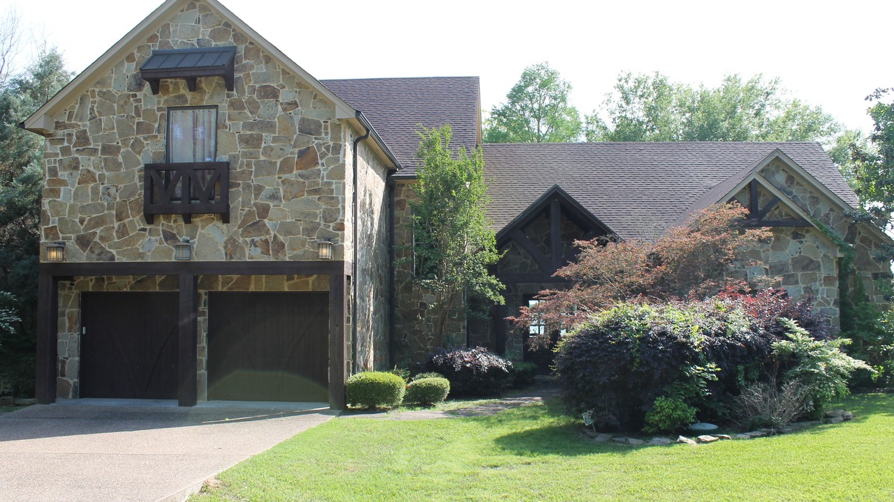 Photo of Outdoor in Enchanted Oaks