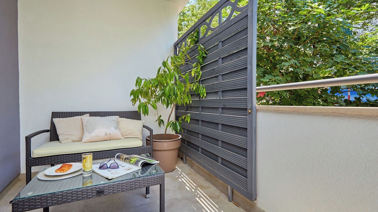 Photo of Patio Balcony in Montovjerna
