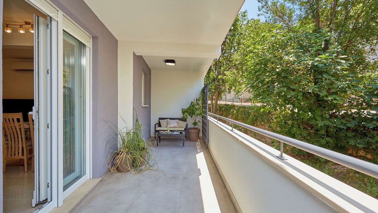 Photo of Patio Balcony in Montovjerna