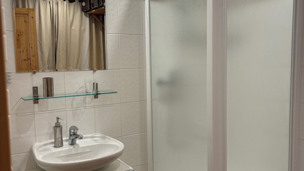 Photo of Bathroom in Saint-Cergue