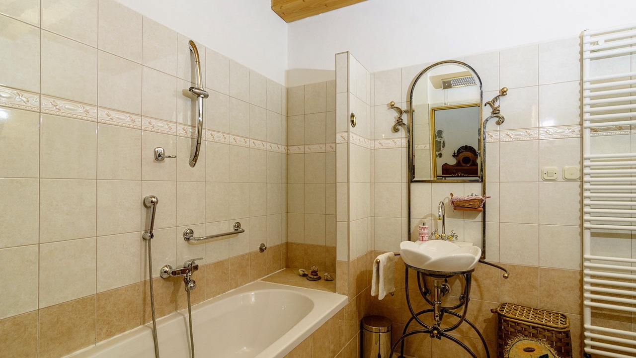 Photo of Bathroom in Presika