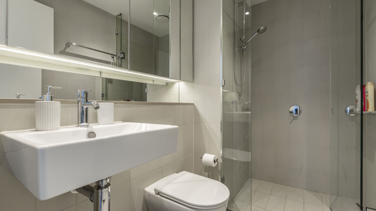 Photo of Bathroom in Docklands