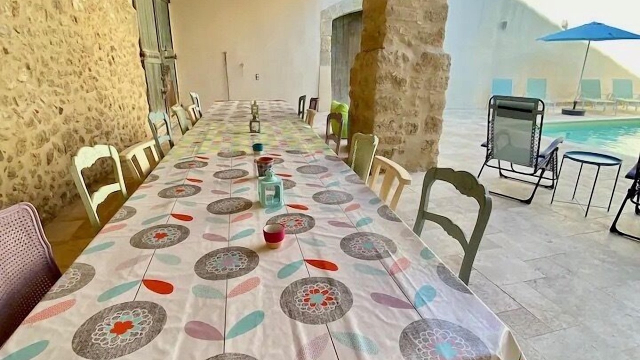 Photo of Patio Balcony in Saint-Genies-de-Fontedit