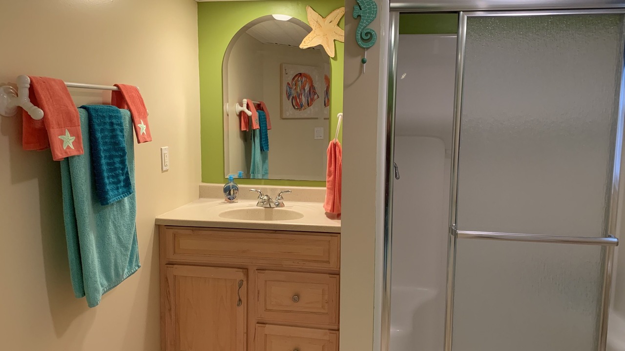 Photo of Bathroom in Garden City
