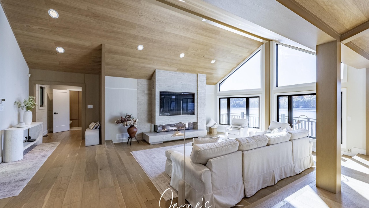 Photo of Bedroom in Rosseau