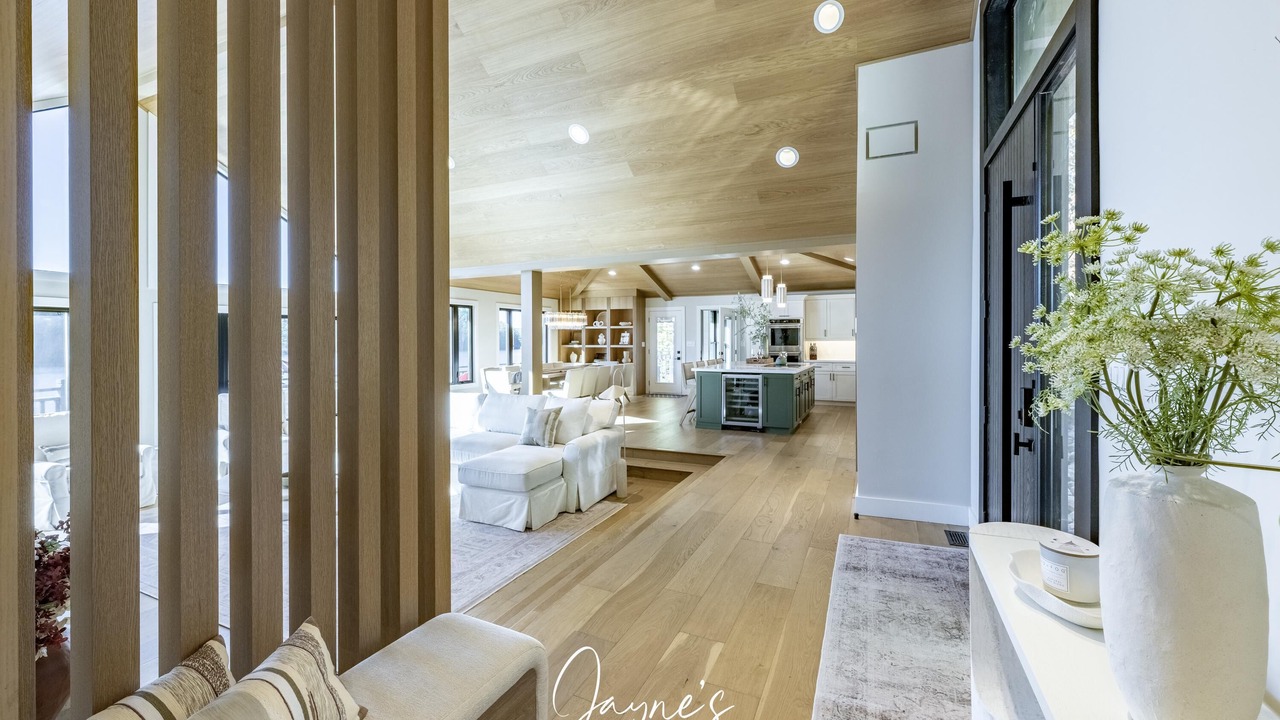 Photo of Bedroom in Rosseau