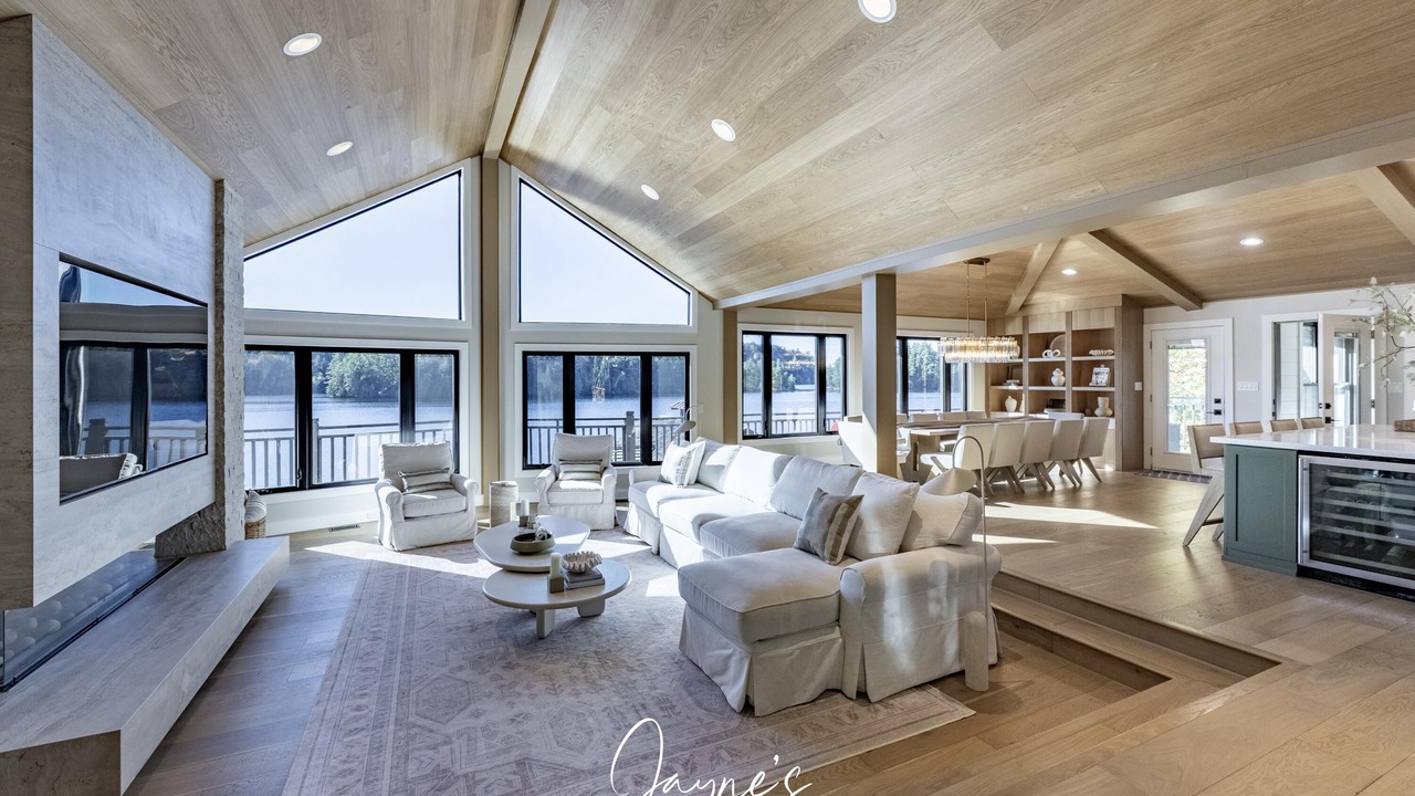 Photo of Bedroom in Rosseau