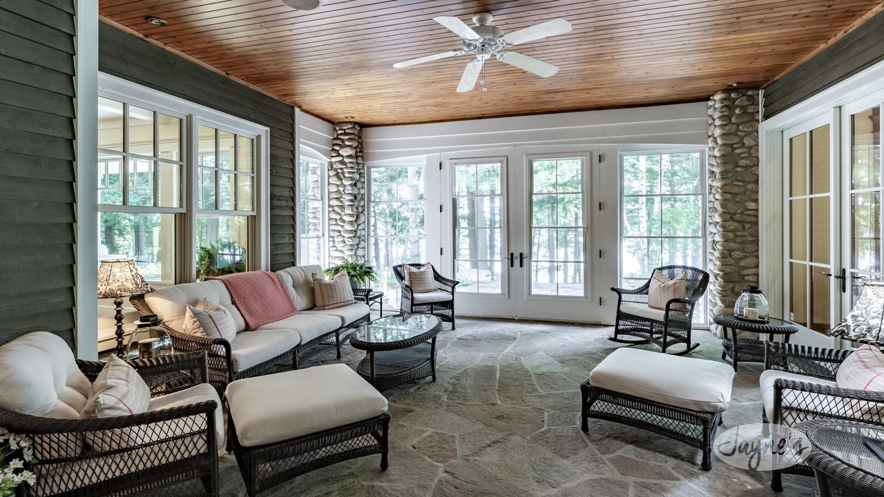 Photo of Bedroom in Muskoka Lakes