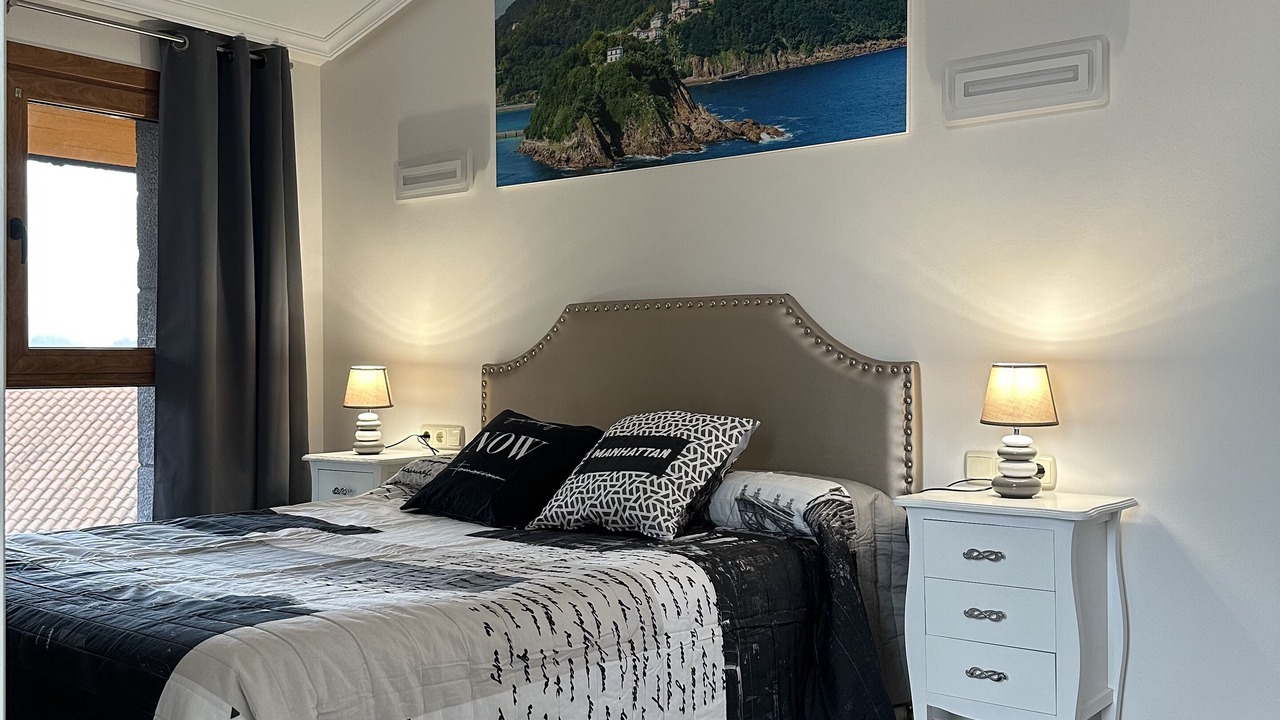Photo of Bedroom in Usurbil