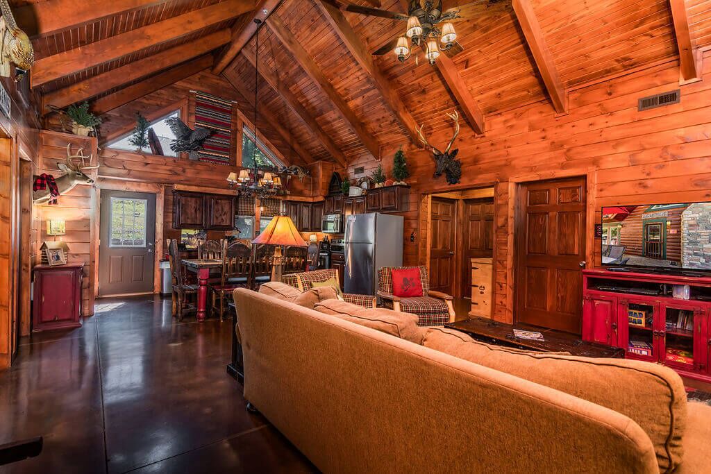 Photo of Livingroom in Branson Cedars
