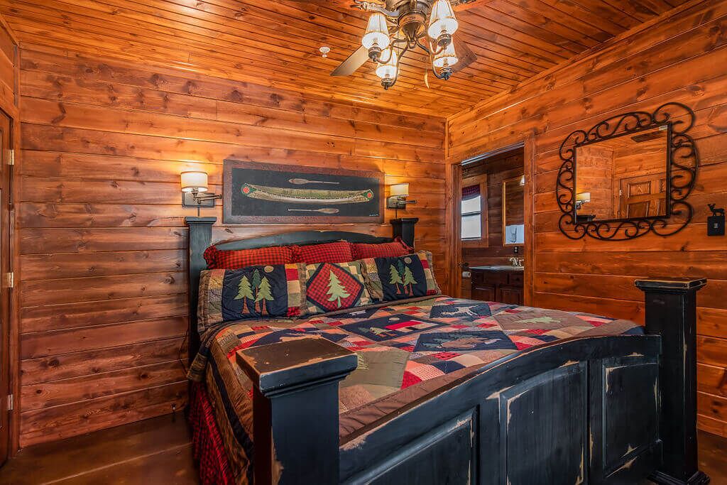 Photo of Bedroom in Branson Cedars