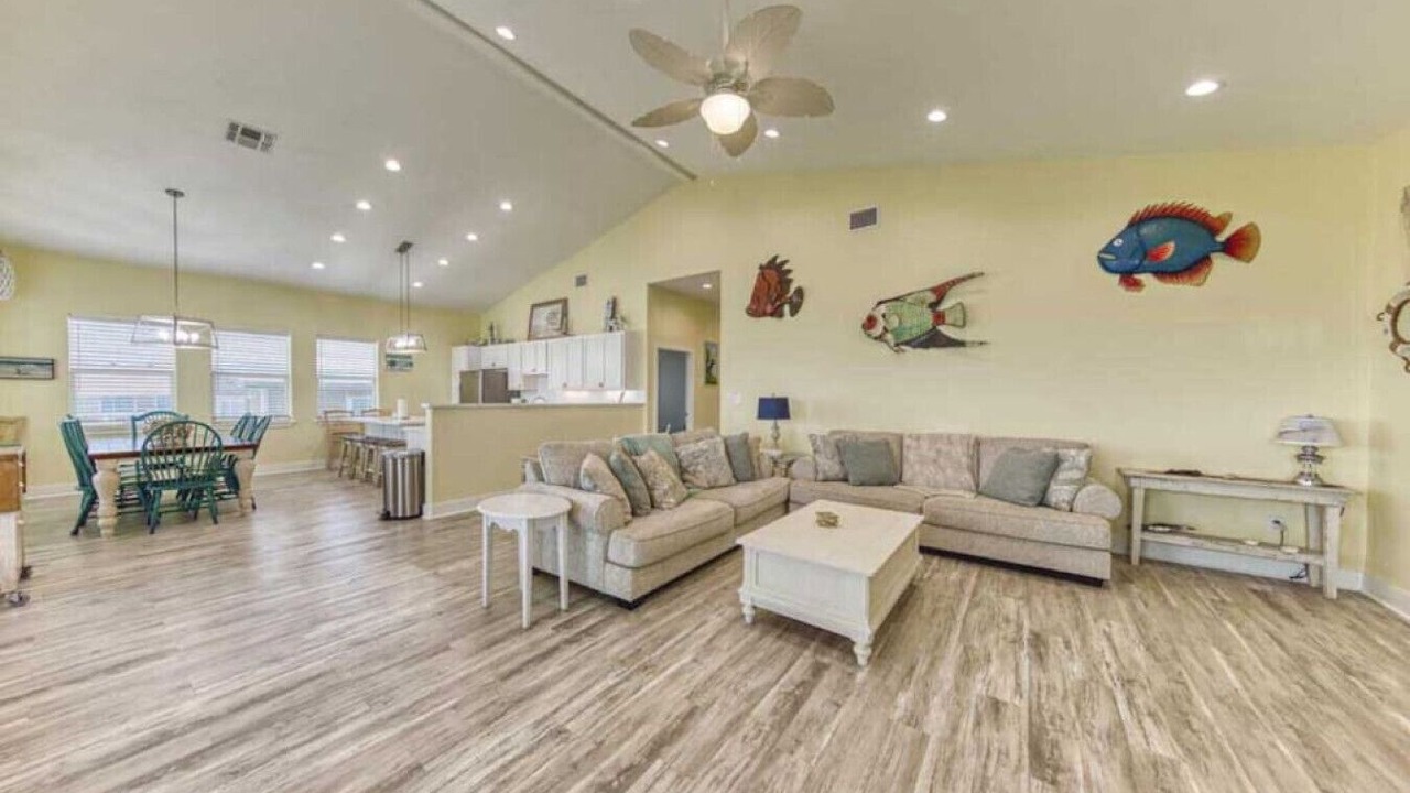 Photo of Livingroom in Rockport