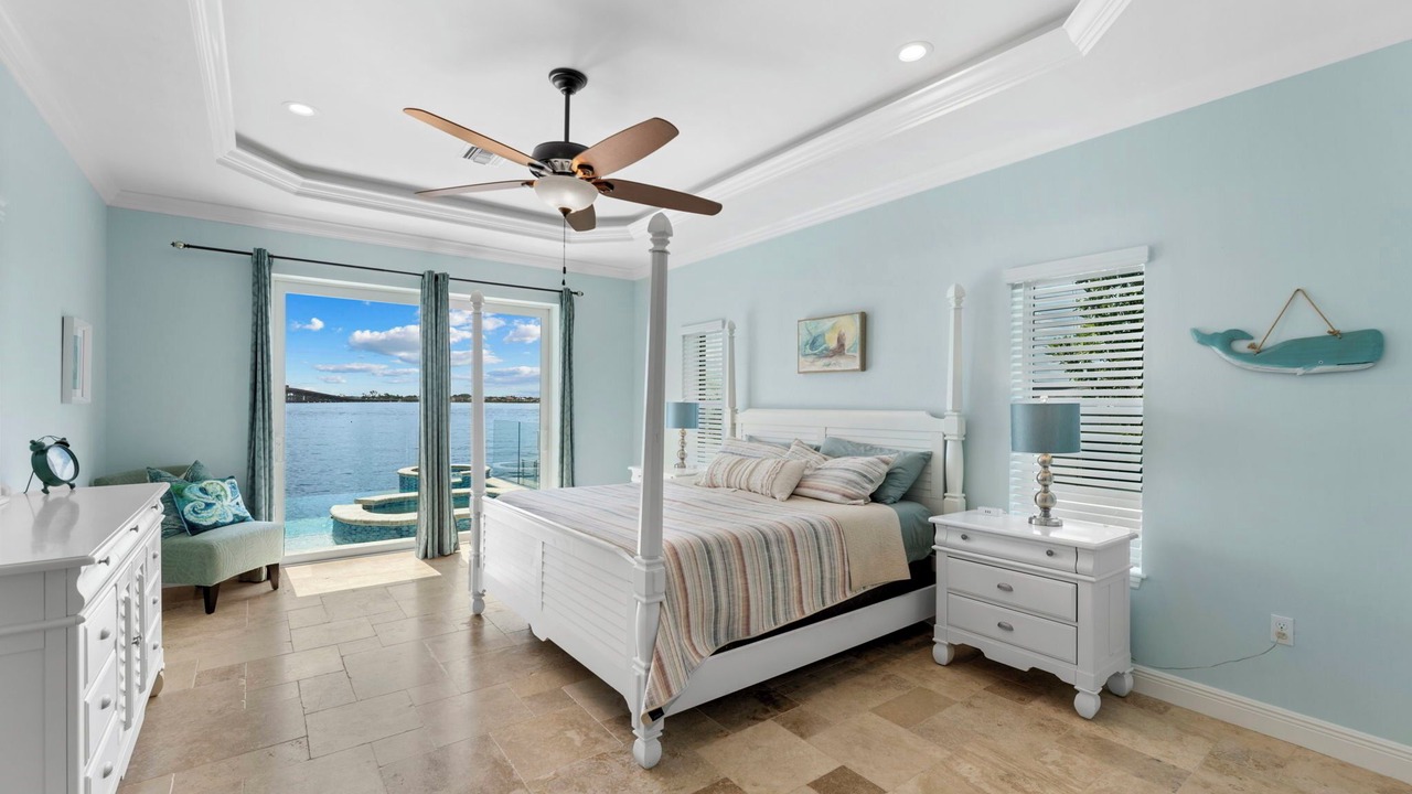 Photo of Bedroom in Caloosahatchee
